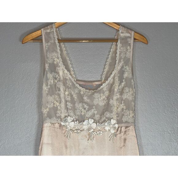 Vintage Full Length Slip Lingerie Womens Medium Cream Beige Lace Nighty Chemise - Picture 3 of 5